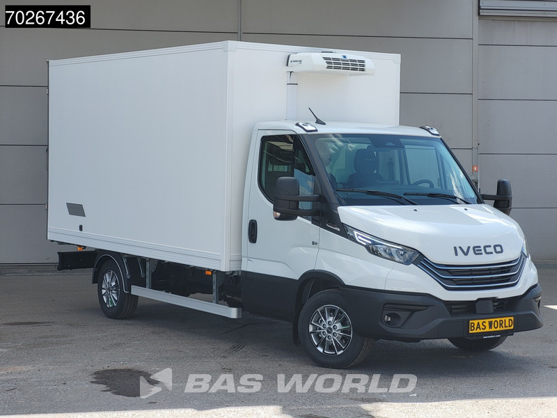 Iveco Daily 35S18 3.0L Koelwagen Thermoking C-250 LED ACC Navi Airco Koel Koeler Kühl Kühler Bakwagen Kühlkoffer 17m3 Airco - Refrigerated van: picture 5 Iveco Daily 35S18 3.0L Koelwagen Thermoking C-250 LED ACC Navi Airco Koel Koeler Kühl Kühler Bakwagen Kühlkoffer 17m3 Airco - Refrigerated van: picture 5