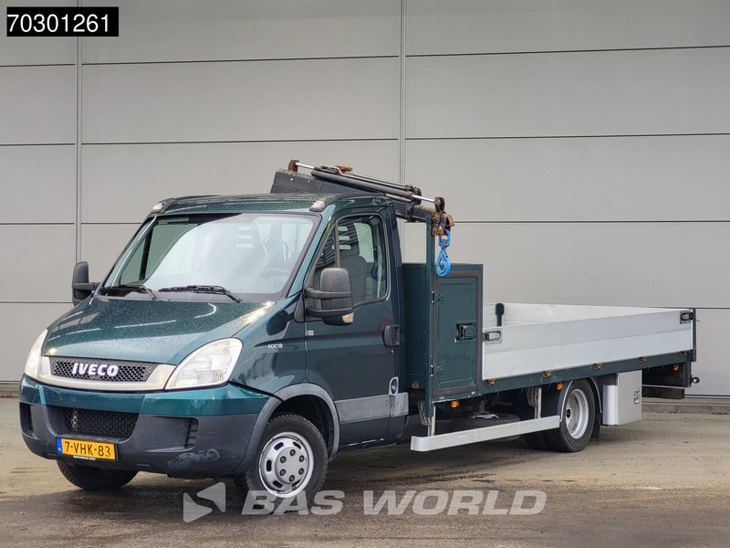 Iveco Daily 40C18 3.0L Kraanwagen Open Laadbak Hyya 017T 1320KG 3,5t Trekhaak Airco 180PK Kraan Cran Kranwagen Crane Pritsche Pickup Open Bo - Flatbed van: picture 2 Iveco Daily 40C18 3.0L Kraanwagen Open Laadbak Hyya 017T 1320KG 3,5t Trekhaak Airco 180PK Kraan Cran Kranwagen Crane Pritsche Pickup Open Bo - Flatbed van: picture 2