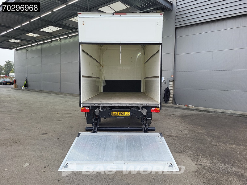 MAN TGE 3.140 Laadklep Automaat Bakwagen Airco Cruise Camera Euro6 Meubelbak Koffer Airco Cruise control - Box van: picture 3 MAN TGE 3.140 Laadklep Automaat Bakwagen Airco Cruise Camera Euro6 Meubelbak Koffer Airco Cruise control - Box van: picture 3