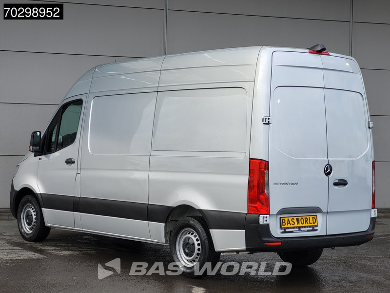 Mercedes-Benz Sprinter 315 CDI Automaat L2H2 150PK Airco Camera Parkeersensoren MBUX CarPlay Euro6 L2 12m3 Airco - Small van: picture 2 Mercedes-Benz Sprinter 315 CDI Automaat L2H2 150PK Airco Camera Parkeersensoren MBUX CarPlay Euro6 L2 12m3 Airco - Small van: picture 2