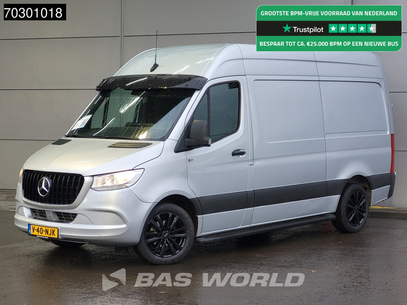 Mercedes-Benz Sprinter 315 CDI Special Edition Automaat L2H2 Trekhaak 150PK Airco Camera Parkeersensoren MBUX CarPlay Euro6 L2 12m3 Airco - Small van: picture 1 Mercedes-Benz Sprinter 315 CDI Special Edition Automaat L2H2 Trekhaak 150PK Airco Camera Parkeersensoren MBUX CarPlay Euro6 L2 12m3 Airco - Small van: picture 1
