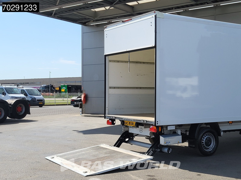Mercedes-Benz Sprinter 317 CDI Automaat Bakwagen Laadklep Camera Airco Koffer Meubelbak 21m3 Airco - Box van: picture 5 Mercedes-Benz Sprinter 317 CDI Automaat Bakwagen Laadklep Camera Airco Koffer Meubelbak 21m3 Airco - Box van: picture 5