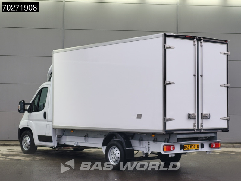 Opel Movano 165PK Koelwagen Carrier Koel Airco Cruise 165PK Kuhlkoffer Koeler Bakwagen Koffer 17m3 Airco Cruise control - Refrigerated van: picture 2 Opel Movano 165PK Koelwagen Carrier Koel Airco Cruise 165PK Kuhlkoffer Koeler Bakwagen Koffer 17m3 Airco Cruise control - Refrigerated van: picture 2