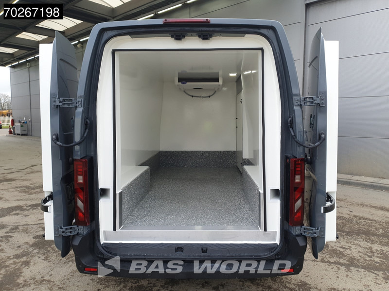 Renault Master 130pk Koelwagen Vriezer -18 Carrier Xarios 200 230V stekker LED Camera Parkeersensoren Airco Cruise Vries Koeler Kühlwagen Kühler Frig - Refrigerated van: picture 5 Renault Master 130pk Koelwagen Vriezer -18 Carrier Xarios 200 230V stekker LED Camera Parkeersensoren Airco Cruise Vries Koeler Kühlwagen Kühler Frig - Refrigerated van: picture 5