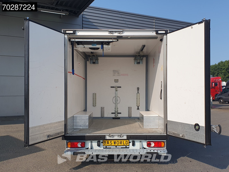 Renault Master 145PK Koelwagen Bi Temp Vriezer Lamberet Thermo King V-300 MAX 230V Stekker Airco Cruise Parkeersensoren Euro6 Koel Koeler Kühl Kühler - Refrigerated van: picture 3 Renault Master 145PK Koelwagen Bi Temp Vriezer Lamberet Thermo King V-300 MAX 230V Stekker Airco Cruise Parkeersensoren Euro6 Koel Koeler Kühl Kühler - Refrigerated van: picture 3