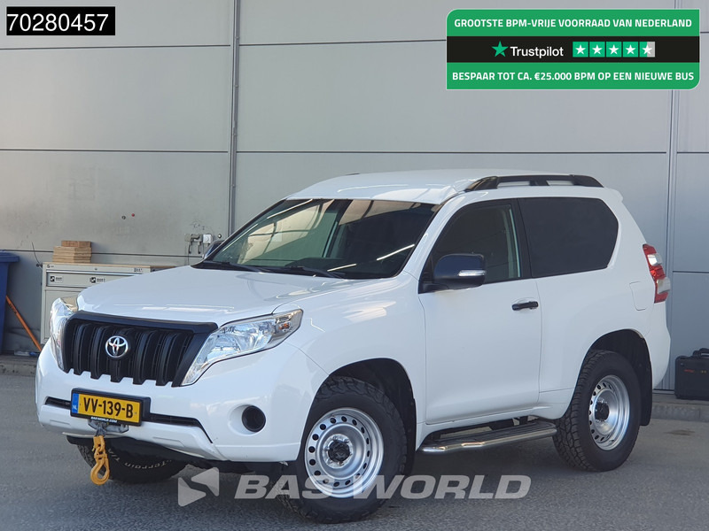 Toyota Land Cruiser 2.8 D-4D 177 PK Euro6 3DRS VAN 3.5t trekhaak Warn Lier Airco PDC 2m3 Airco Trekhaak - Small van: picture 1 Toyota Land Cruiser 2.8 D-4D 177 PK Euro6 3DRS VAN 3.5t trekhaak Warn Lier Airco PDC 2m3 Airco Trekhaak - Small van: picture 1