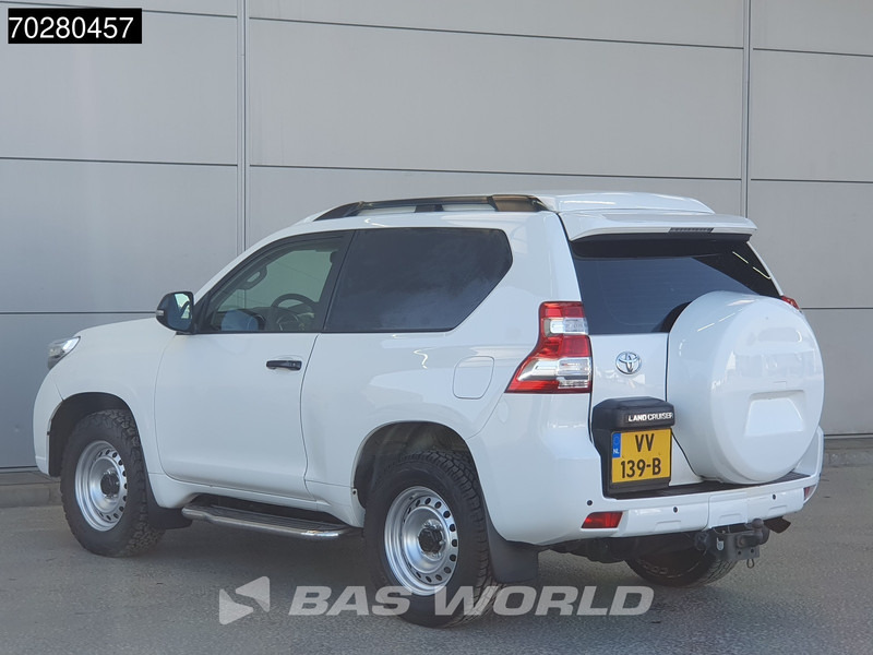 Toyota Land Cruiser 2.8 D-4D 177 PK Euro6 3DRS VAN 3.5t trekhaak Warn Lier Airco PDC 2m3 Airco Trekhaak - Small van: picture 2 Toyota Land Cruiser 2.8 D-4D 177 PK Euro6 3DRS VAN 3.5t trekhaak Warn Lier Airco PDC 2m3 Airco Trekhaak - Small van: picture 2