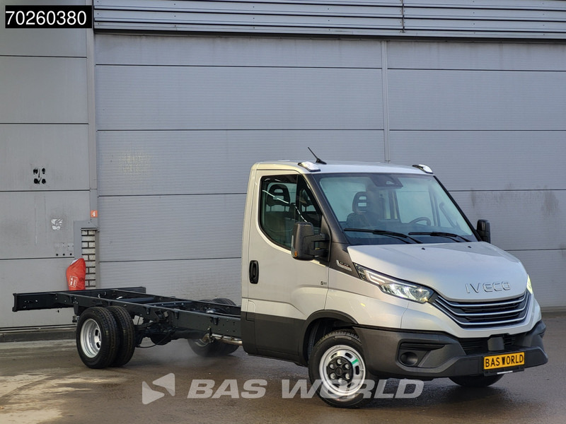 Iveco Daily 35C21 Automaat 410wb Dubbellucht 2025model Chassis Cabine ACC Fahrgestell Airco - Van: picture 2 Iveco Daily 35C21 Automaat 410wb Dubbellucht 2025model Chassis Cabine ACC Fahrgestell Airco - Van: picture 2