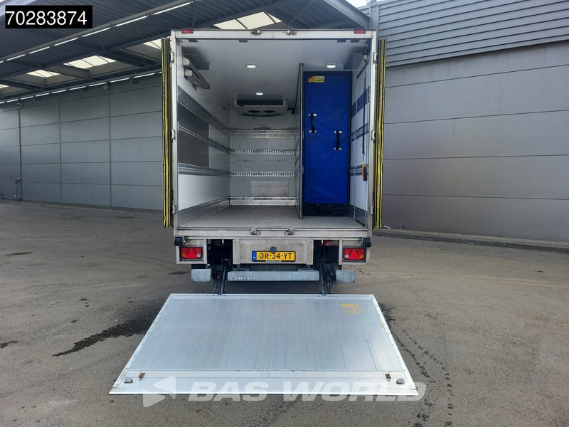 Mercedes-Benz BE-Oplegger BE Combi Bi-Temp 3500KG+ Koel Vries Automaat Luchtvering Carrier Pulsor 600MT D'Hollandia 1000KG Laadklep Airco MBUX Euro6 Koel - Van: picture 3 Mercedes-Benz BE-Oplegger BE Combi Bi-Temp 3500KG+ Koel Vries Automaat Luchtvering Carrier Pulsor 600MT D'Hollandia 1000KG Laadklep Airco MBUX Euro6 Koel - Van: picture 3