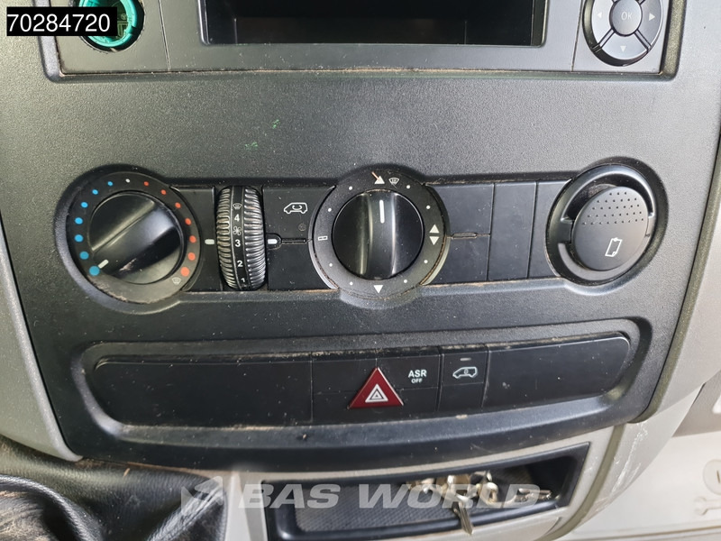Flatbed van Volkswagen Crafter 136pk Open Laadbak met Kist Dubbellucht 3,5t Trekhaak Airco Euro6 Tipper Benne Kieper Airco Trekhaak: picture 14