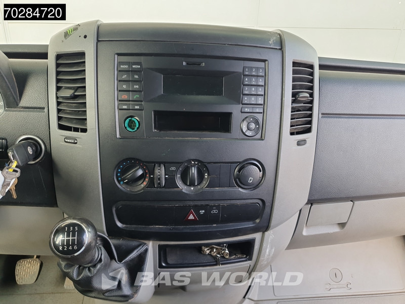 Flatbed van Volkswagen Crafter 136pk Open Laadbak met Kist Dubbellucht 3,5t Trekhaak Airco Euro6 Tipper Benne Kieper Airco Trekhaak: picture 12