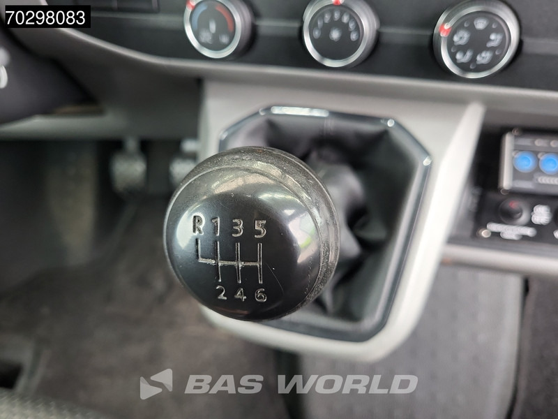 Small van Volkswagen Transporter 150PK 4Motion 4x4 L1H1 Navi Airco Cruise Camera Parkeersensoren v+a Standkachel APK 10-2026 Euro6 L1 Kompakt 4WD Allrad Airco Cruise c: picture 18 Small van Volkswagen Transporter 150PK 4Motion 4x4 L1H1 Navi Airco Cruise Camera Parkeersensoren v+a Standkachel APK 10-2026 Euro6 L1 Kompakt 4WD Allrad Airco Cruise c: picture 18