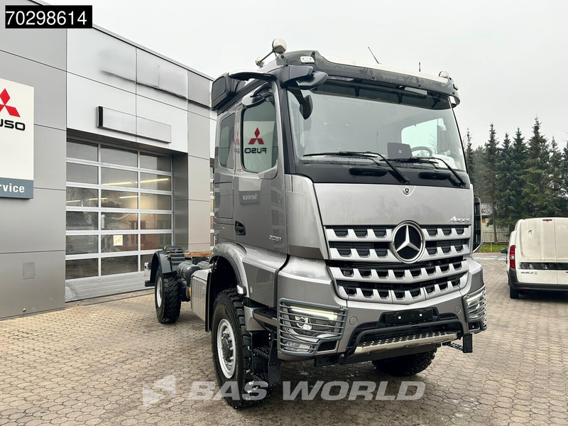 Mercedes-Benz Acrocs 2051 Arocs 4X4 NEW 4x4 chassis! Camper base Steel suspension Big-Axle Automatic Euro 6 - Cab chassis truck: picture 3 Mercedes-Benz Acrocs 2051 Arocs 4X4 NEW 4x4 chassis! Camper base Steel suspension Big-Axle Automatic Euro 6 - Cab chassis truck: picture 3