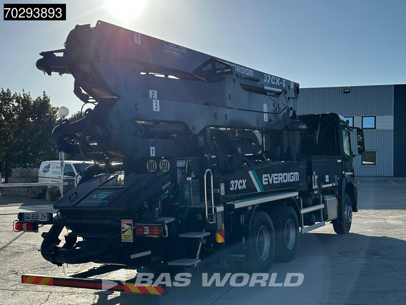 Mercedes-Benz Arocs 2840 Arocs 6X4 NEW! Everdigm 37CX-5 concrete pump Steel Suspension Automatic Euro 6 - Concrete pump truck: picture 5 Mercedes-Benz Arocs 2840 Arocs 6X4 NEW! Everdigm 37CX-5 concrete pump Steel Suspension Automatic Euro 6 - Concrete pump truck: picture 5