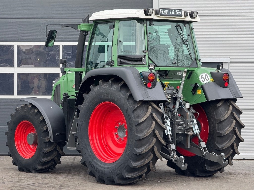 Farm tractor Fendt 415 Vario TMS: picture 10