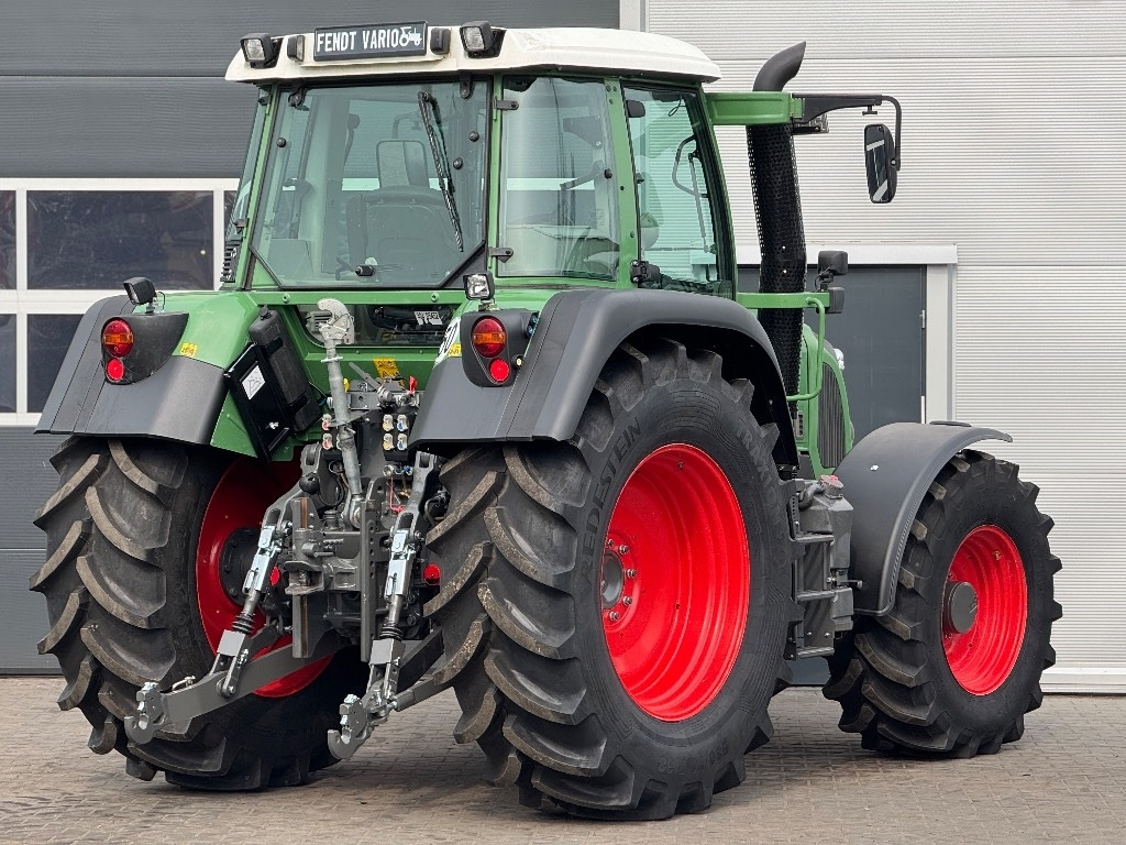 Farm tractor Fendt 415 Vario TMS: picture 7