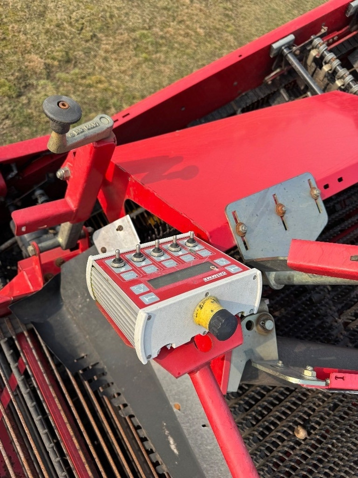 Potato harvester Grimme SE 150-60 XXL: picture 13