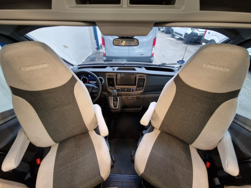 Chausson 788 Titanium Ultimate Ford M24 - Semi-integrated motorhome: picture 5 Chausson 788 Titanium Ultimate Ford M24 - Semi-integrated motorhome: picture 5