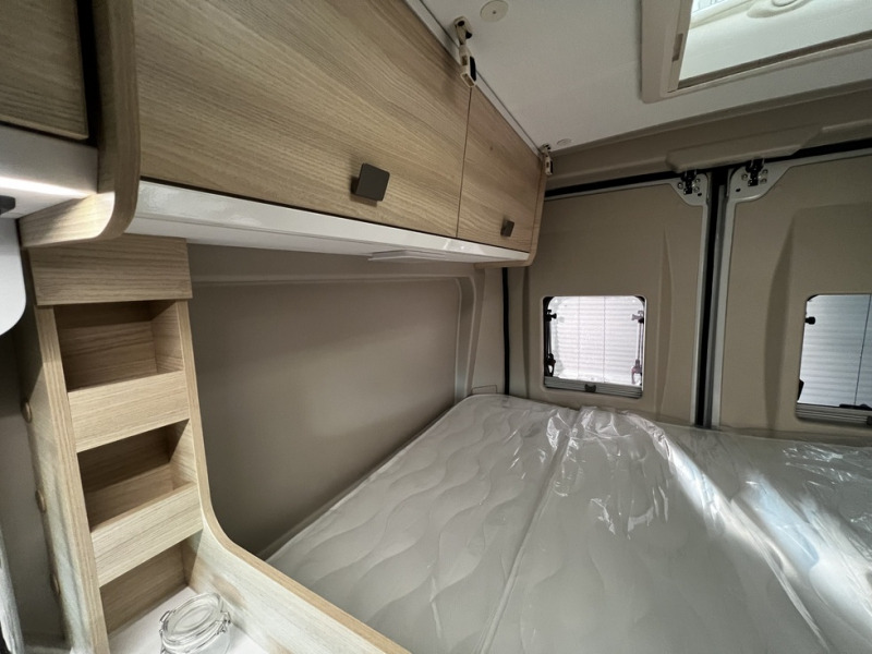 New Camper van Chausson V594S First Line: picture 6