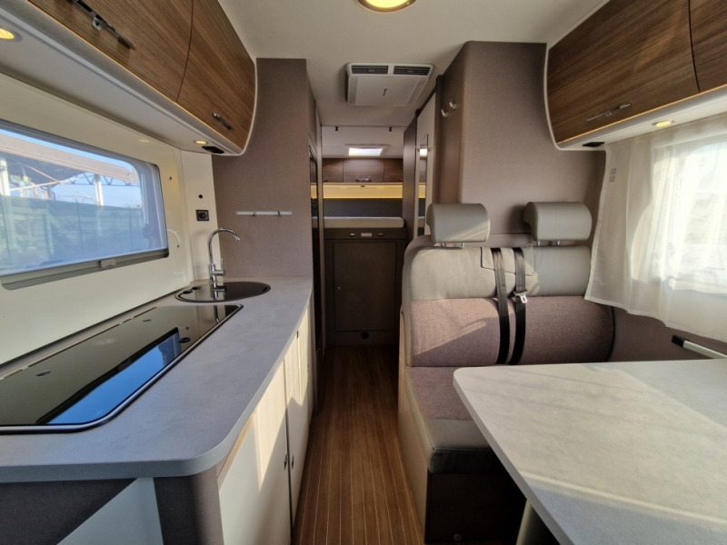Alcove motorhome Etrusco A 7300 DB: picture 8
