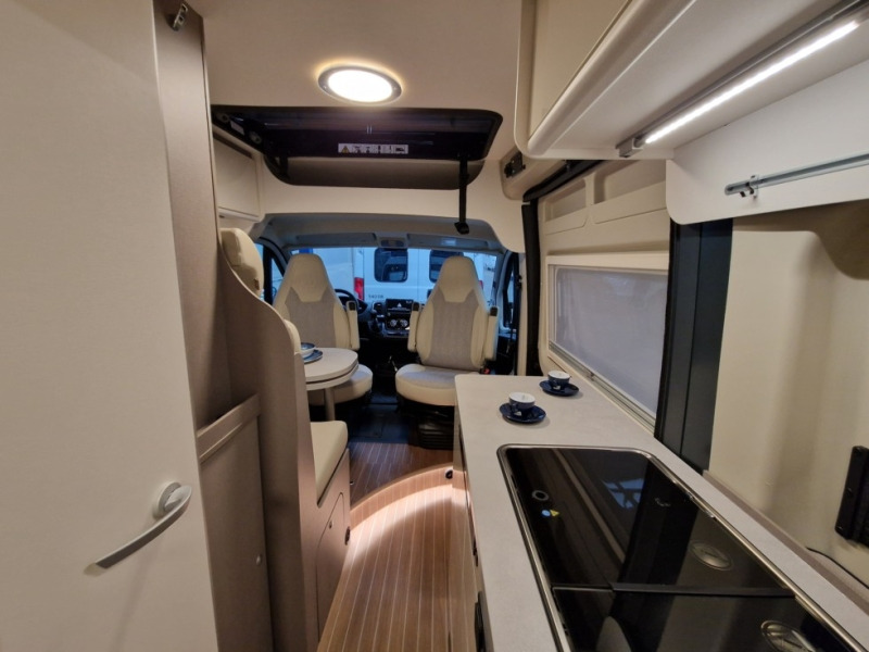 New Camper van Etrusco CV 600 DB: picture 12