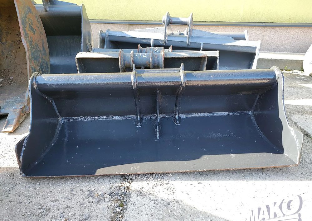 Łyżka skarpowa Arden 120cm QA11 QA10 - Attachment for Construction machinery: picture 2 Łyżka skarpowa Arden 120cm QA11 QA10 - Attachment for Construction machinery: picture 2