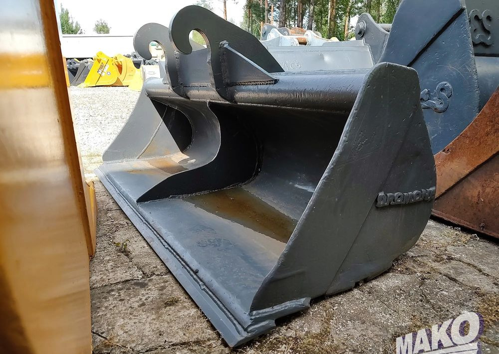 Łyżka skarpowa Dromone 180cm Verachtert CW30S CW40S CW20S - Attachment for Construction machinery: picture 4 Łyżka skarpowa Dromone 180cm Verachtert CW30S CW40S CW20S - Attachment for Construction machinery: picture 4