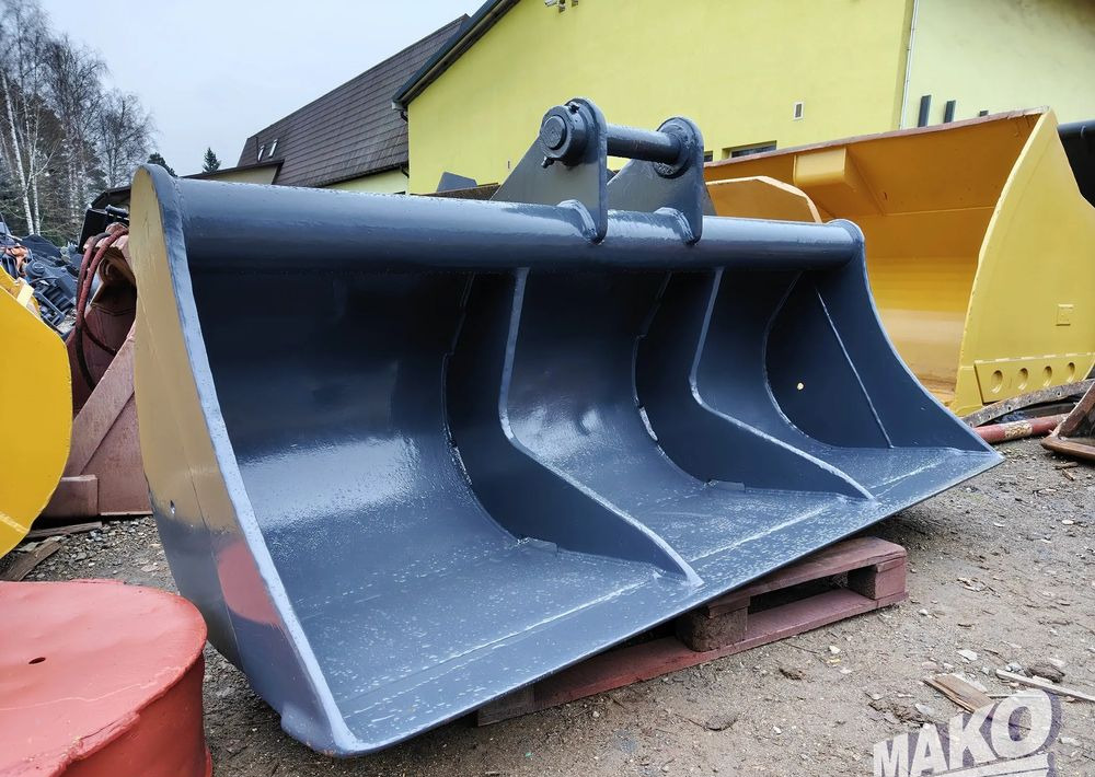 Łyżka skarpowa Lemac 240cm Miller fi 80 - Attachment for Construction machinery: picture 1 Łyżka skarpowa Lemac 240cm Miller fi 80 - Attachment for Construction machinery: picture 1