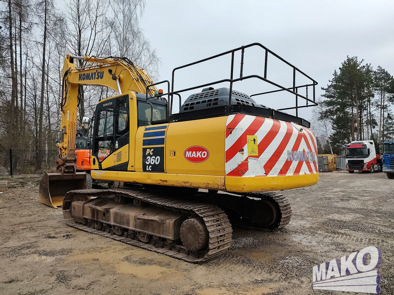Komatsu PC360 LC-11 - Crawler excavator: picture 2 Komatsu PC360 LC-11 - Crawler excavator: picture 2