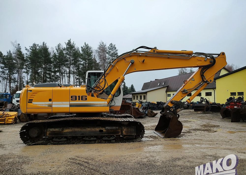 Crawler excavator Liebherr R916 LC: picture 6