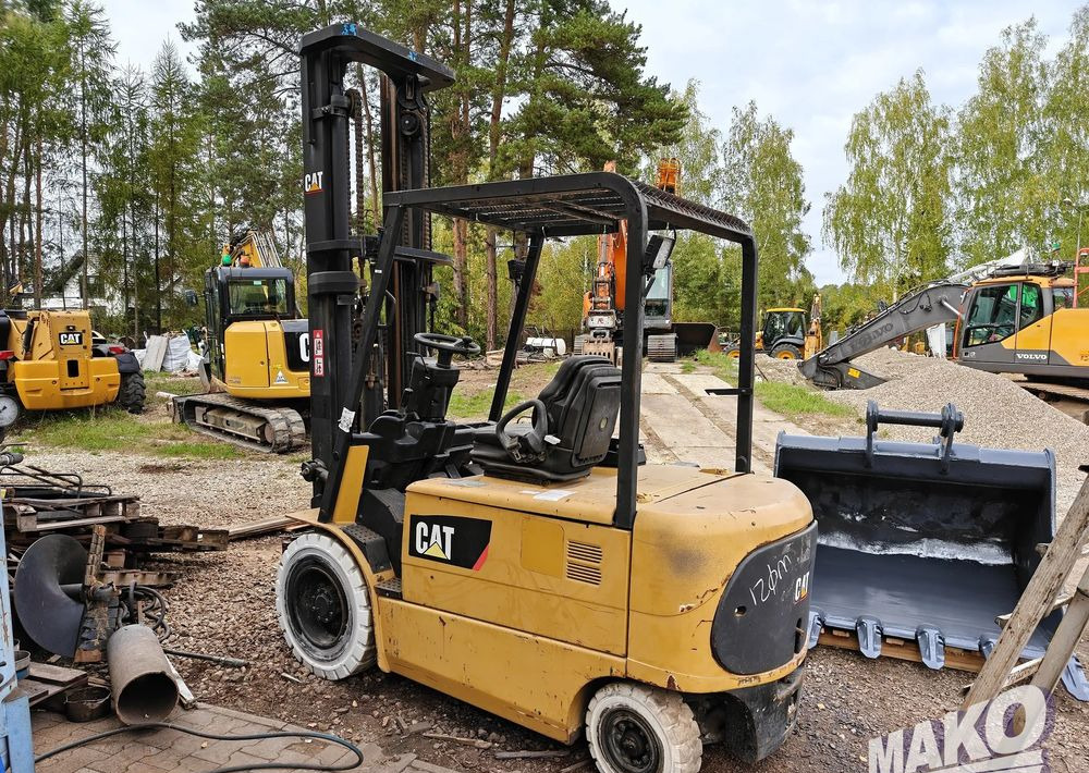 Caterpillar EP35K-PAC - Other machinery: picture 1 Caterpillar EP35K-PAC - Other machinery: picture 1