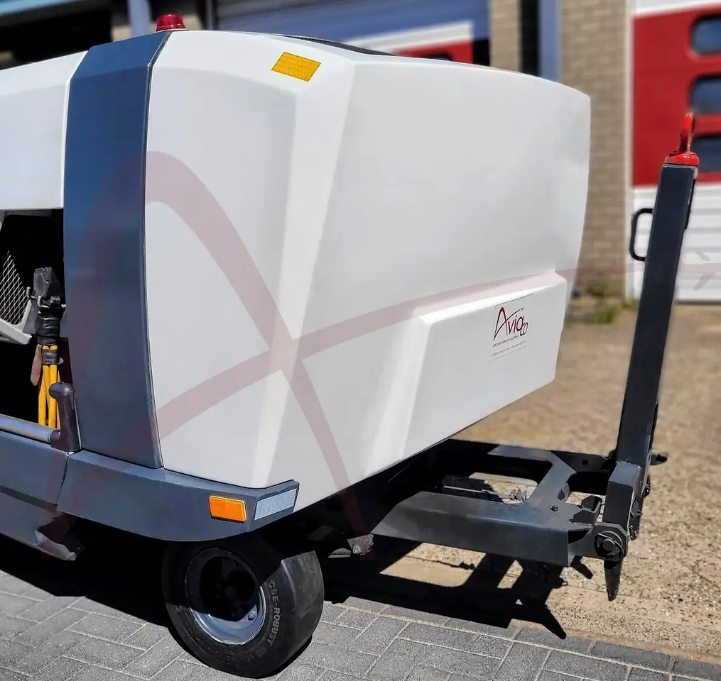 HITZINGER 100MDE18 - Ground power unit: picture 2 HITZINGER 100MDE18 - Ground power unit: picture 2