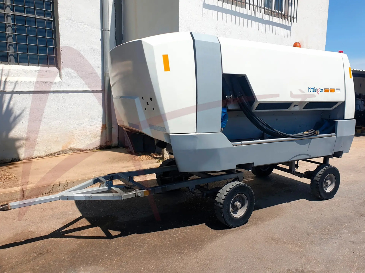 HITZINGER GPU-140SD-E18-28 - Ground power unit: picture 1 HITZINGER GPU-140SD-E18-28 - Ground power unit: picture 1