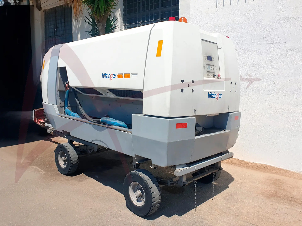 HITZINGER GPU-140SD-E18-28 - Ground power unit: picture 3 HITZINGER GPU-140SD-E18-28 - Ground power unit: picture 3