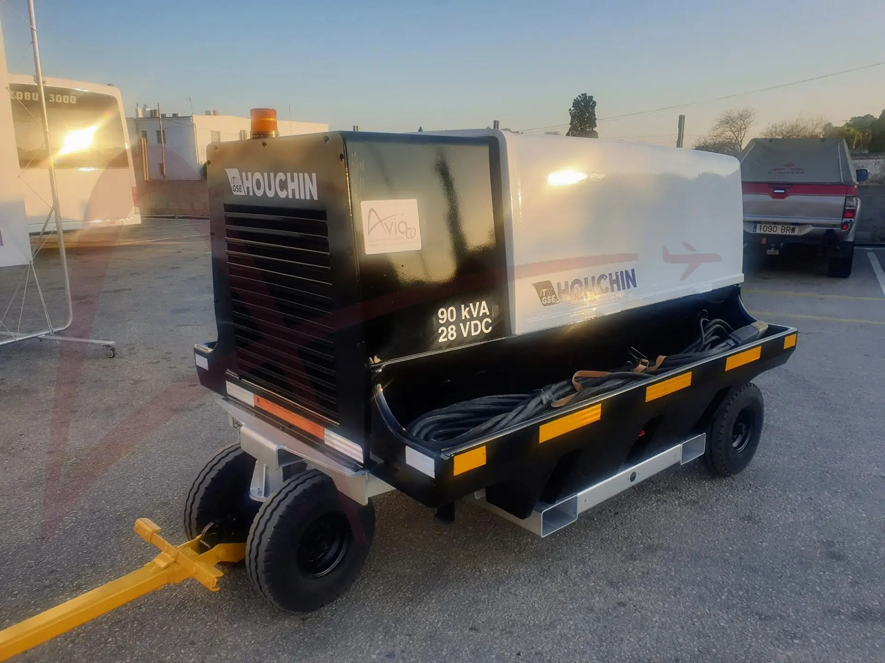 ITW GSE 4400 - Ground power unit: picture 3 ITW GSE 4400 - Ground power unit: picture 3