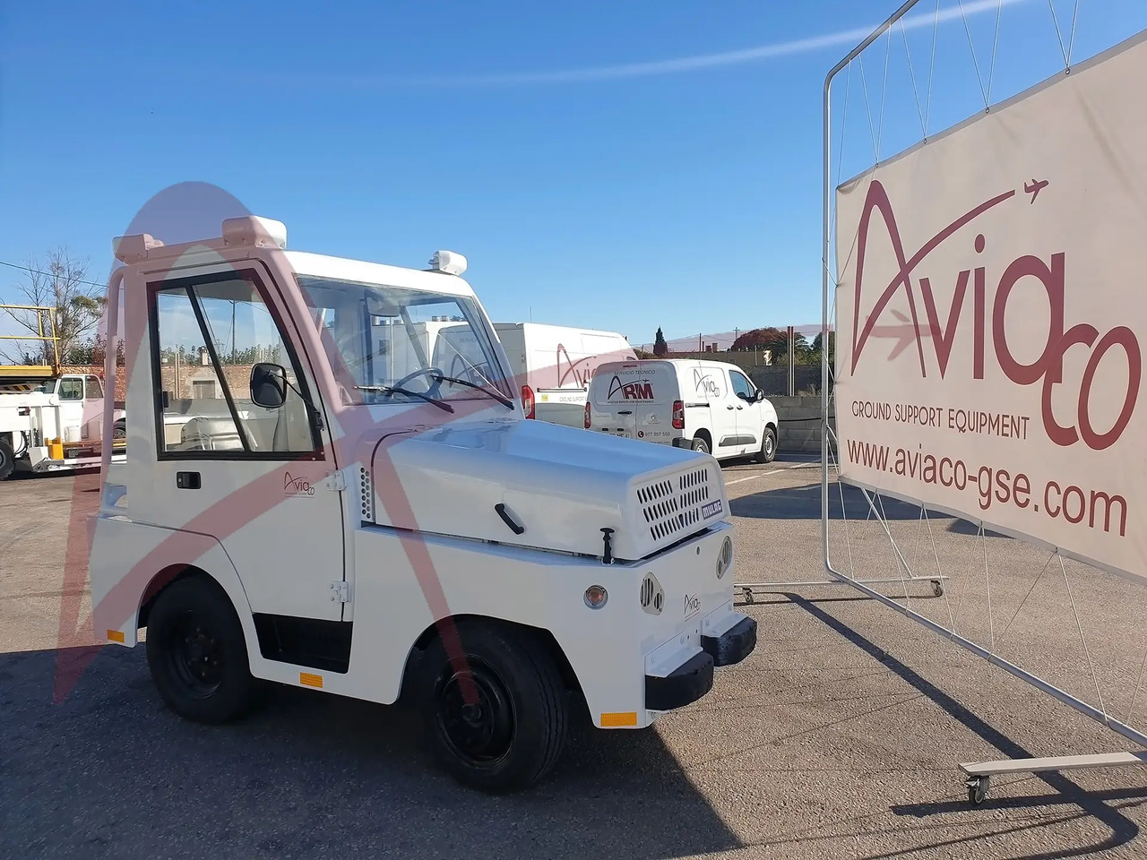 MULAG COMET 3 - Baggage tractor: picture 2 MULAG COMET 3 - Baggage tractor: picture 2