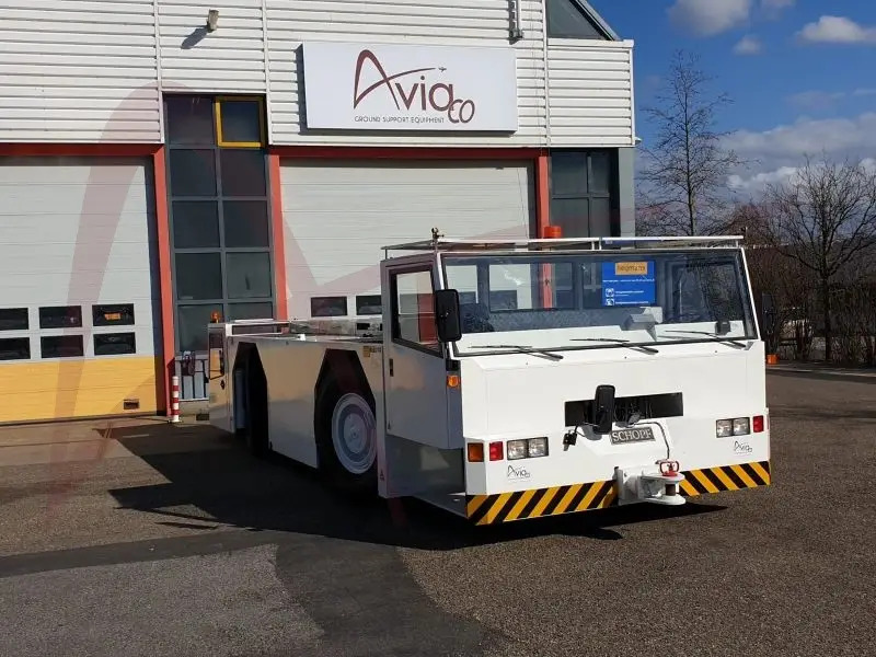 SCHOPF F396C - Pushback tractor: picture 1 SCHOPF F396C - Pushback tractor: picture 1