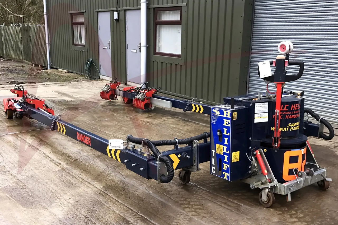 TLC HANDLING HELILIFT - Pushback tractor: picture 3 TLC HANDLING HELILIFT - Pushback tractor: picture 3