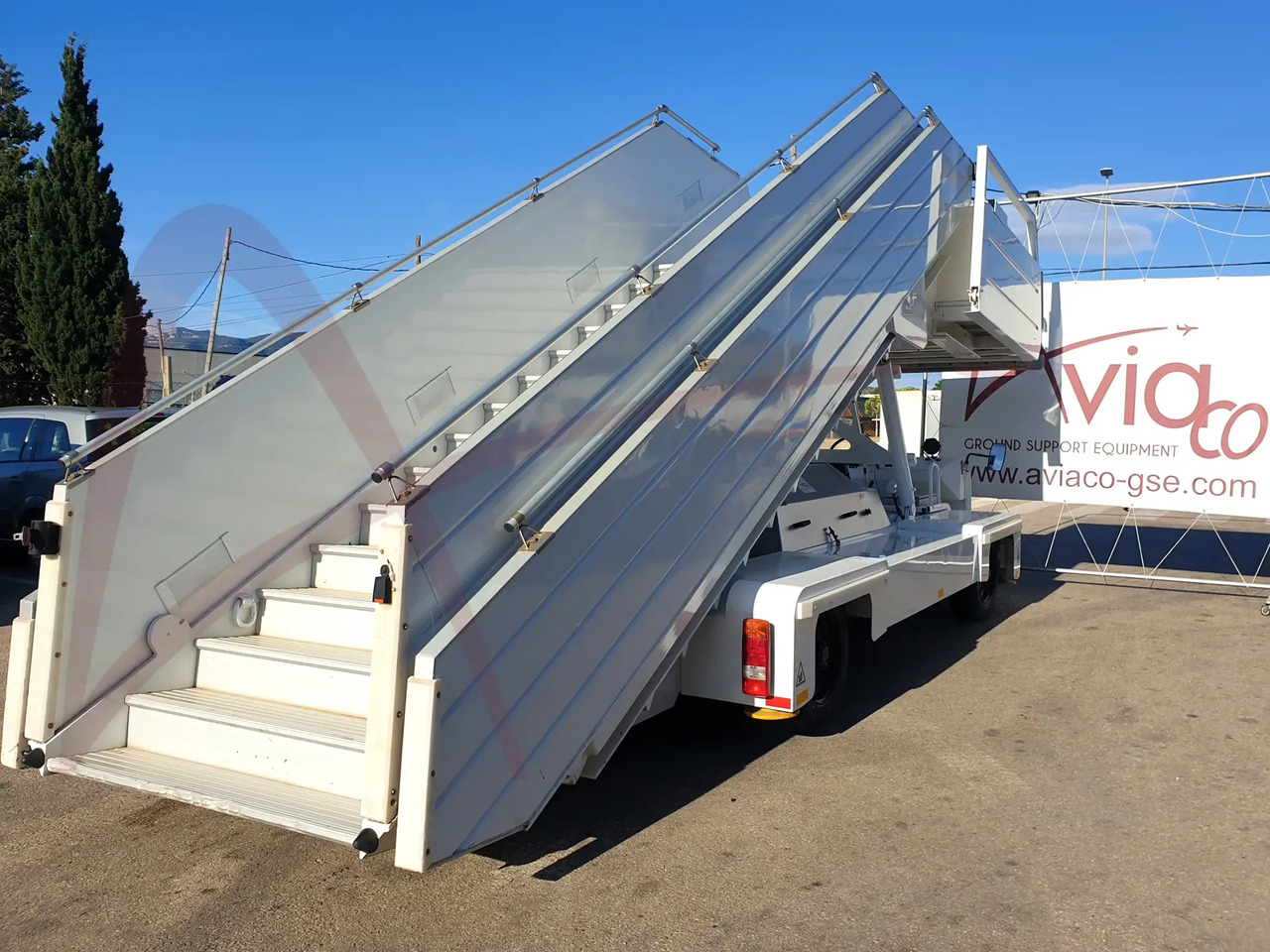 TLD ABS-580 - Passenger stairs: picture 1 TLD ABS-580 - Passenger stairs: picture 1