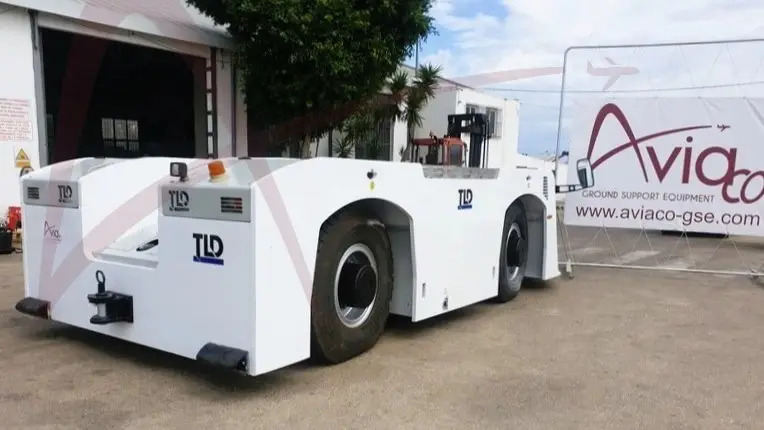 TLD TMX-450 - Pushback tractor: picture 4 TLD TMX-450 - Pushback tractor: picture 4