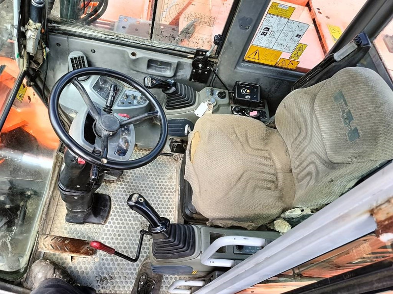 Wheel excavator FIAT-HITACHI FH120W bandenkraan Wheel Excavator graafmachine: picture 14 Wheel excavator FIAT-HITACHI FH120W bandenkraan Wheel Excavator graafmachine: picture 14