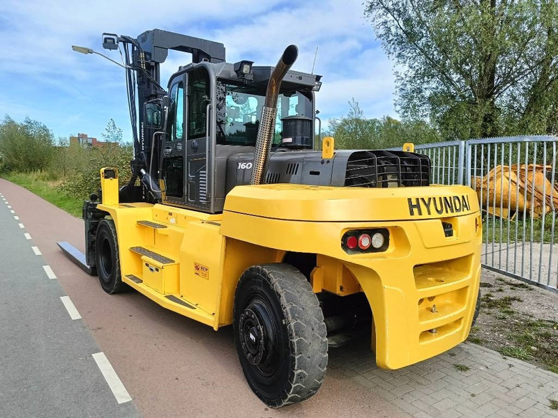Hyundai 160 D-9 heftruck forklift stapler 16 ton CE - Diesel forklift: picture 4 Hyundai 160 D-9 heftruck forklift stapler 16 ton CE - Diesel forklift: picture 4