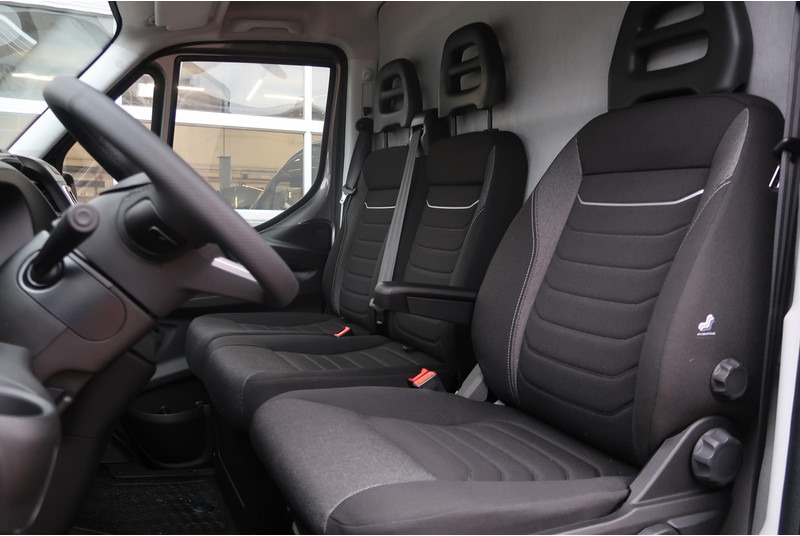 Panel van Iveco Daily 35S18HV 3.0 L2H2 BPM VRIJ/ AUT/ 2X SCHUIFDEUR/ CAMERA/ CRUISE/ CLIMA/ NAVI/ LED: picture 12