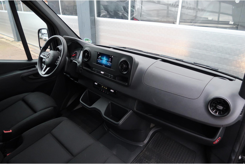 Mercedes-Benz Sprinter 317 CDI L2H2 AUT/ CAMERA/ MBUX/ CRUISE/ AIRCO on lease Mercedes-Benz Sprinter 317 CDI L2H2 AUT/ CAMERA/ MBUX/ CRUISE/ AIRCO: picture 18