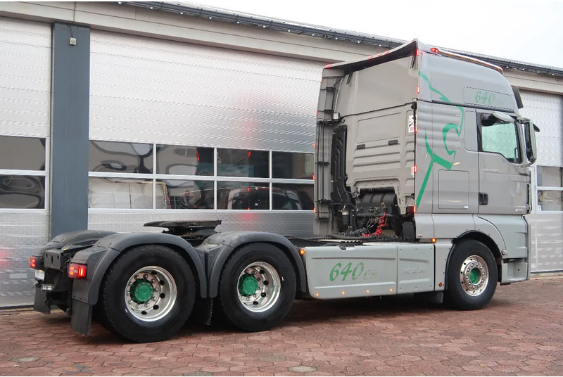 MAN TGX TGX 33.640 6X4 /RETARDER/ HYDRAULIK/ ALCOA'S/ LED/ ETC! - Tractor unit: picture 5 MAN TGX TGX 33.640 6X4 /RETARDER/ HYDRAULIK/ ALCOA'S/ LED/ ETC! - Tractor unit: picture 5