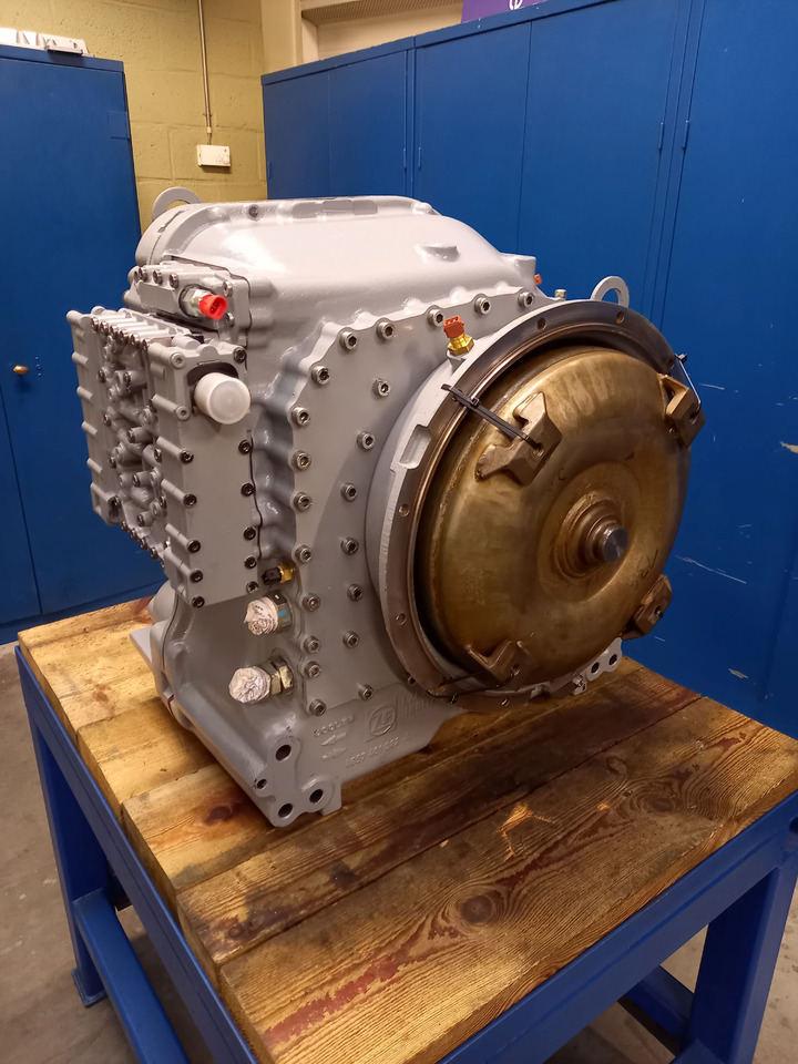 ZF WG 211 - Gearbox for Industrial equipment: picture 2 ZF WG 211 - Gearbox for Industrial equipment: picture 2