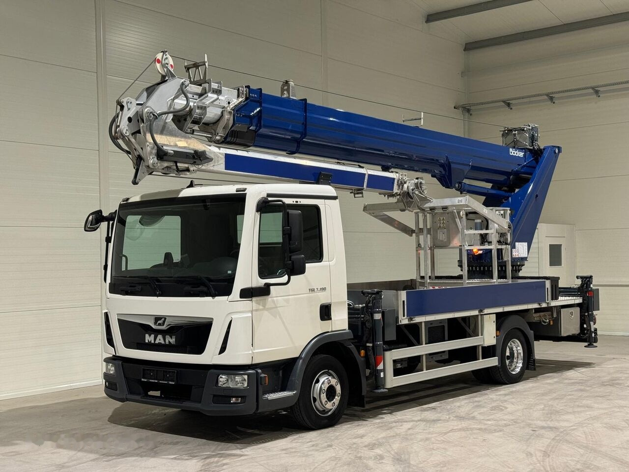 Mobile crane MAN Böcker AK 37/4000 on chassis: picture 11