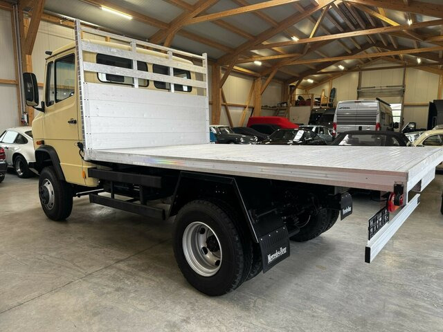 MERCEDES-BENZ 814 DA T2 Vario 4x4 Allrad... - Flatbed van: picture 3 MERCEDES-BENZ 814 DA T2 Vario 4x4 Allrad... - Flatbed van: picture 3