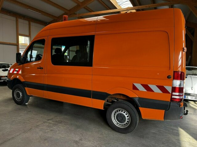 MERCEDES-BENZ Sprinter 316 CDI 4x4 Allrad 5-Sitzer... - Panel van: picture 3 MERCEDES-BENZ Sprinter 316 CDI 4x4 Allrad 5-Sitzer... - Panel van: picture 3