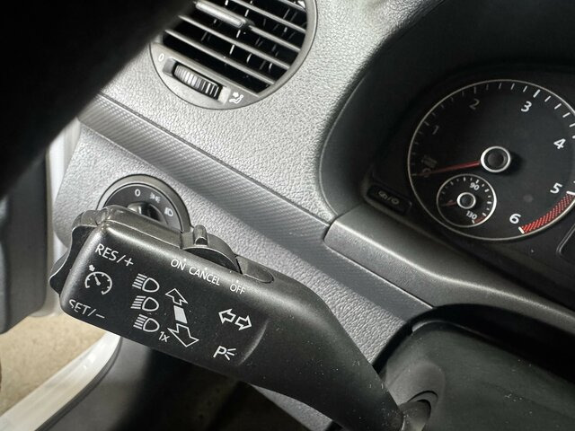 VW Caddy 1.6 TDI Kasten Sortimo AHK... - Panel van: picture 4 VW Caddy 1.6 TDI Kasten Sortimo AHK... - Panel van: picture 4